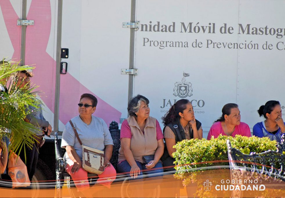 actividades-mes-de-prevencion-cancer-de-mama-2016-acatlan-de-juarez-2016-04