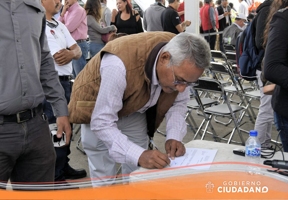 entrega-de-ambulancia-para-acatlan-de-juarez-2017-02