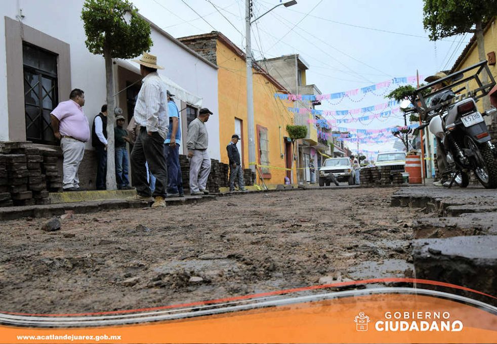 reparacion-calle-ramon-corona-acatlan-2016-05